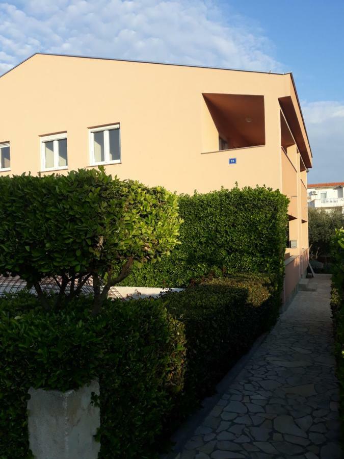 Apartmán Mario Vir Exteriér fotografie