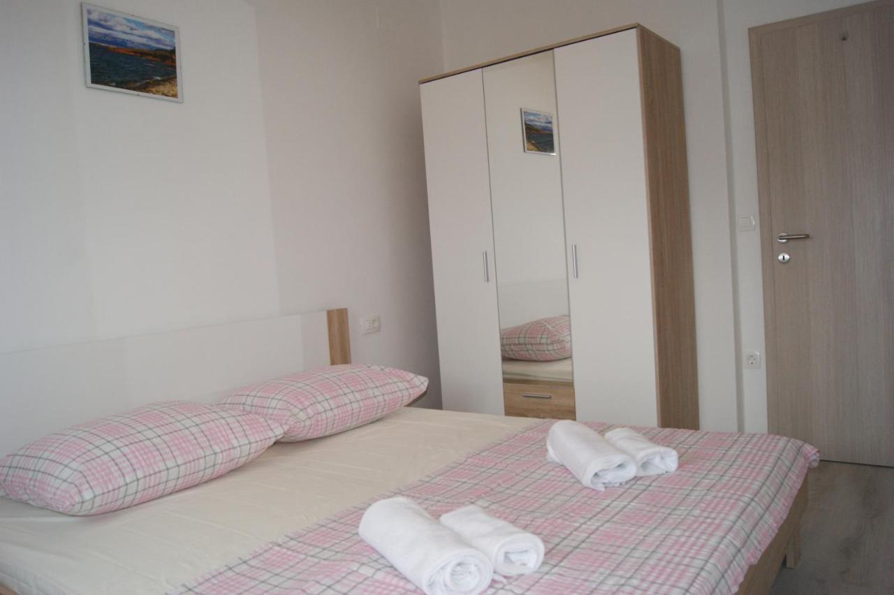 Apartmán Mario Vir Exteriér fotografie