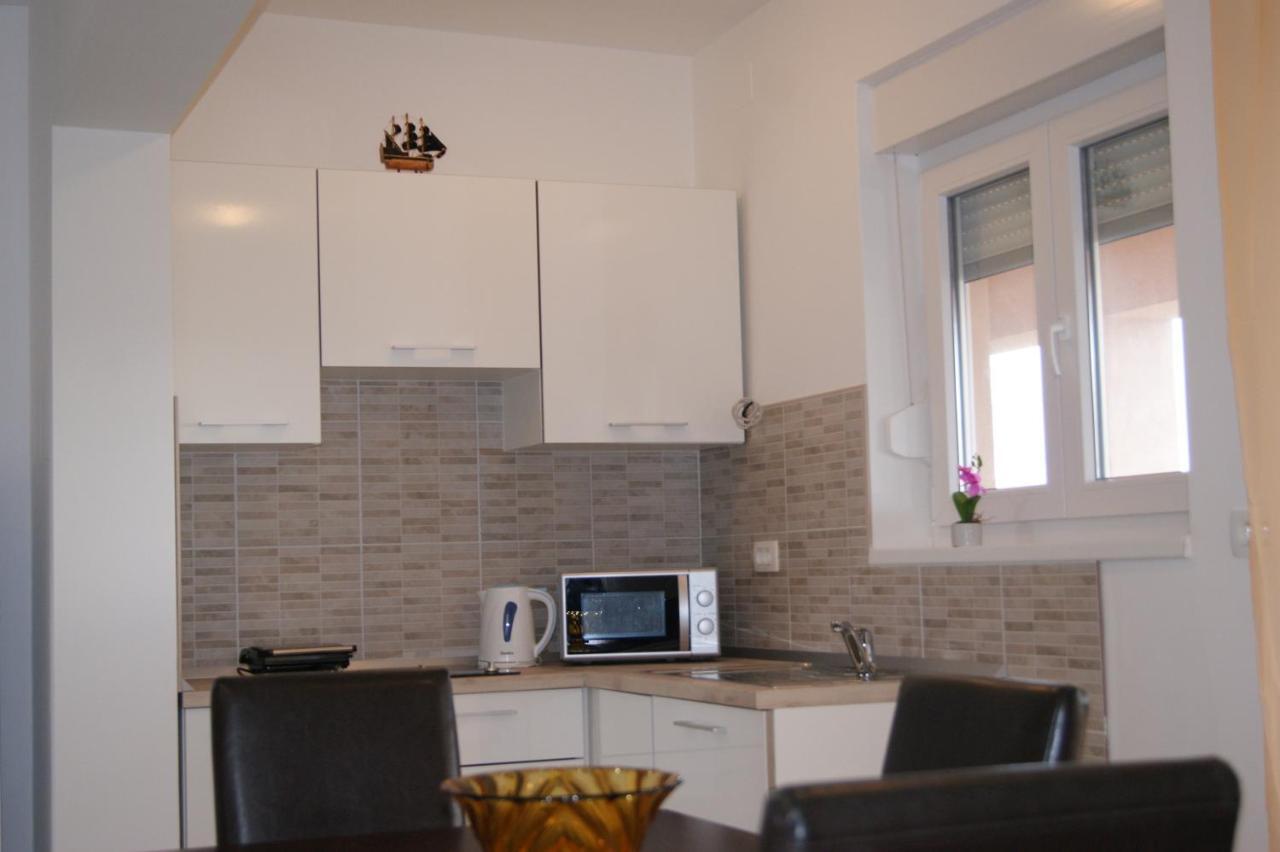 Apartmán Mario Vir Exteriér fotografie