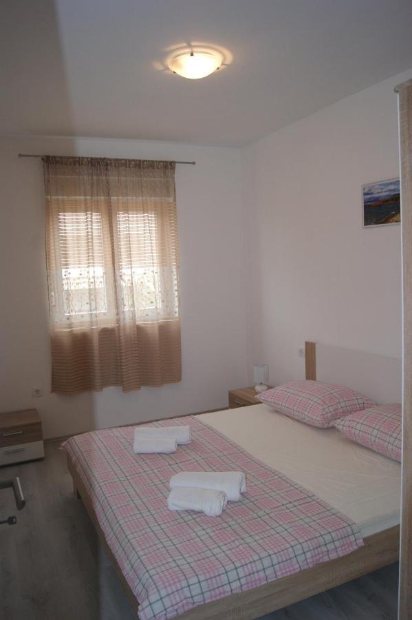 Apartmán Mario Vir Exteriér fotografie