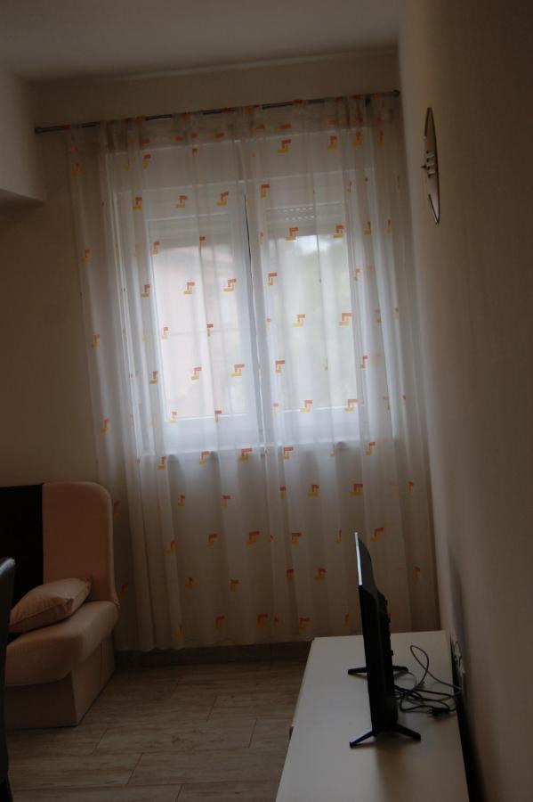 Apartmán Mario Vir Exteriér fotografie